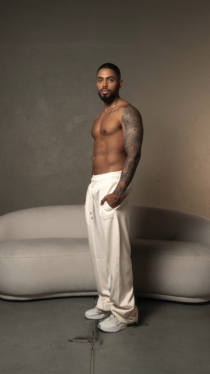 Straight Leg Vessel Crudo