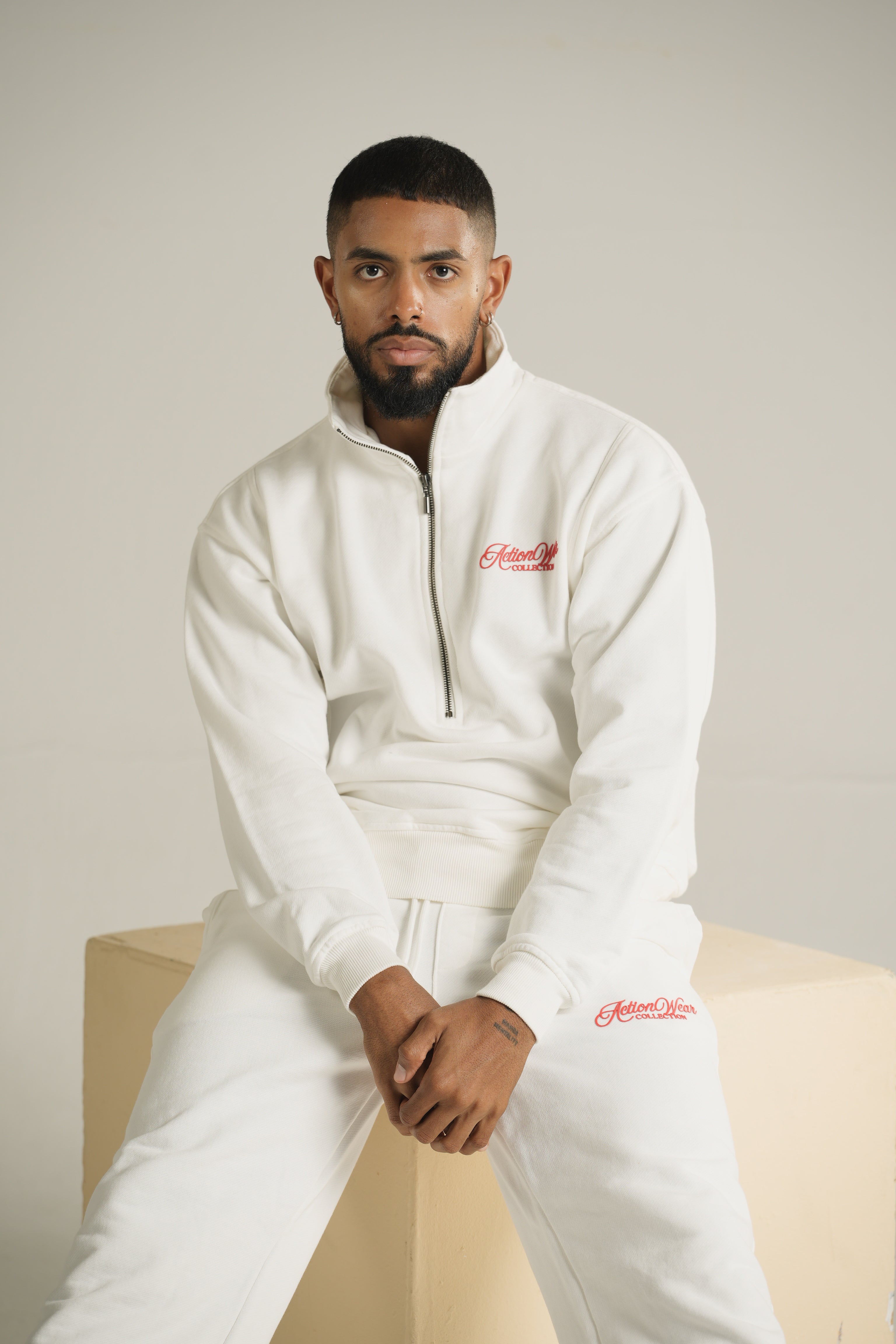 Wellness Pull Over Crudo