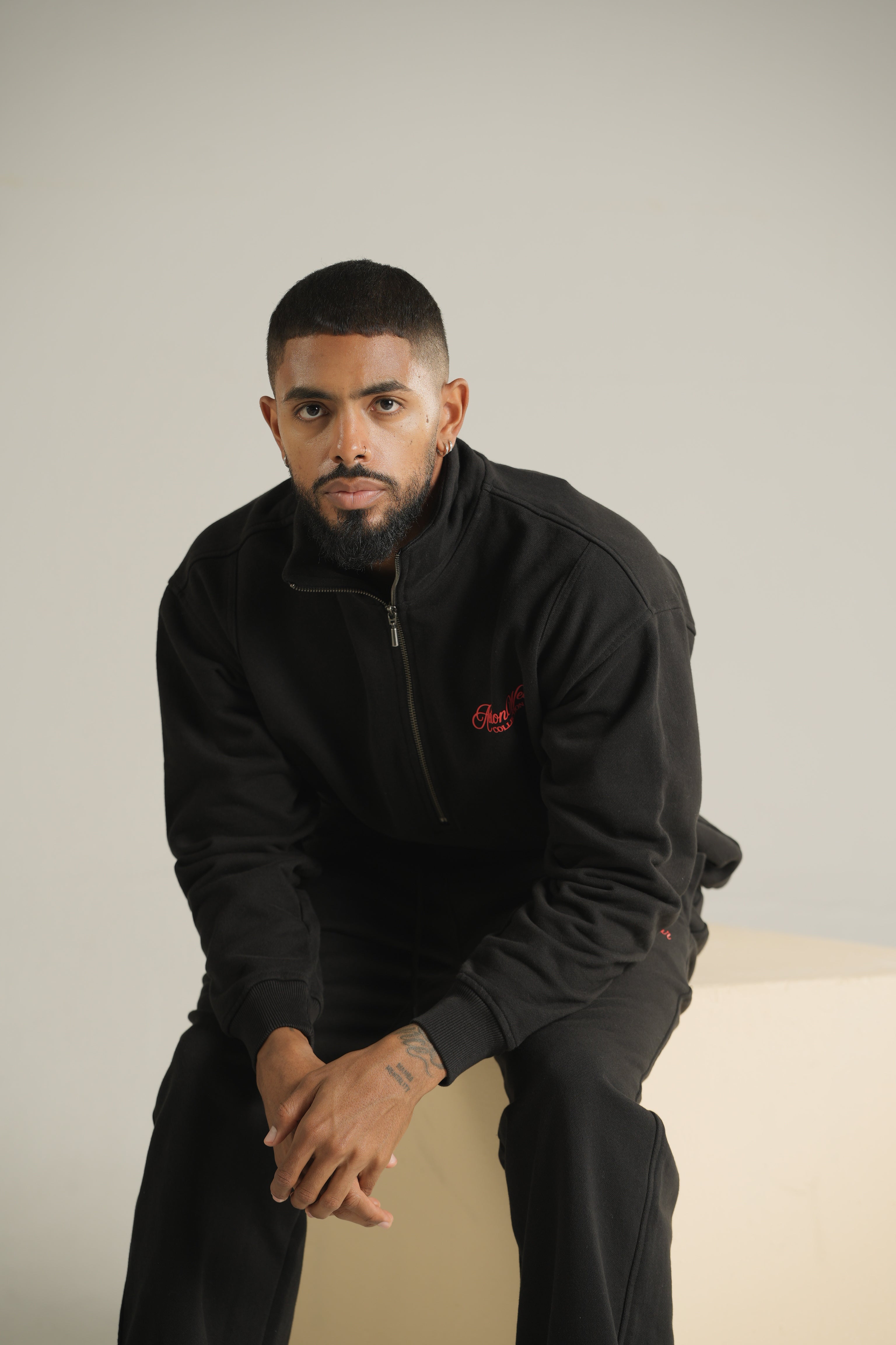 Wellness Pull Over Negro