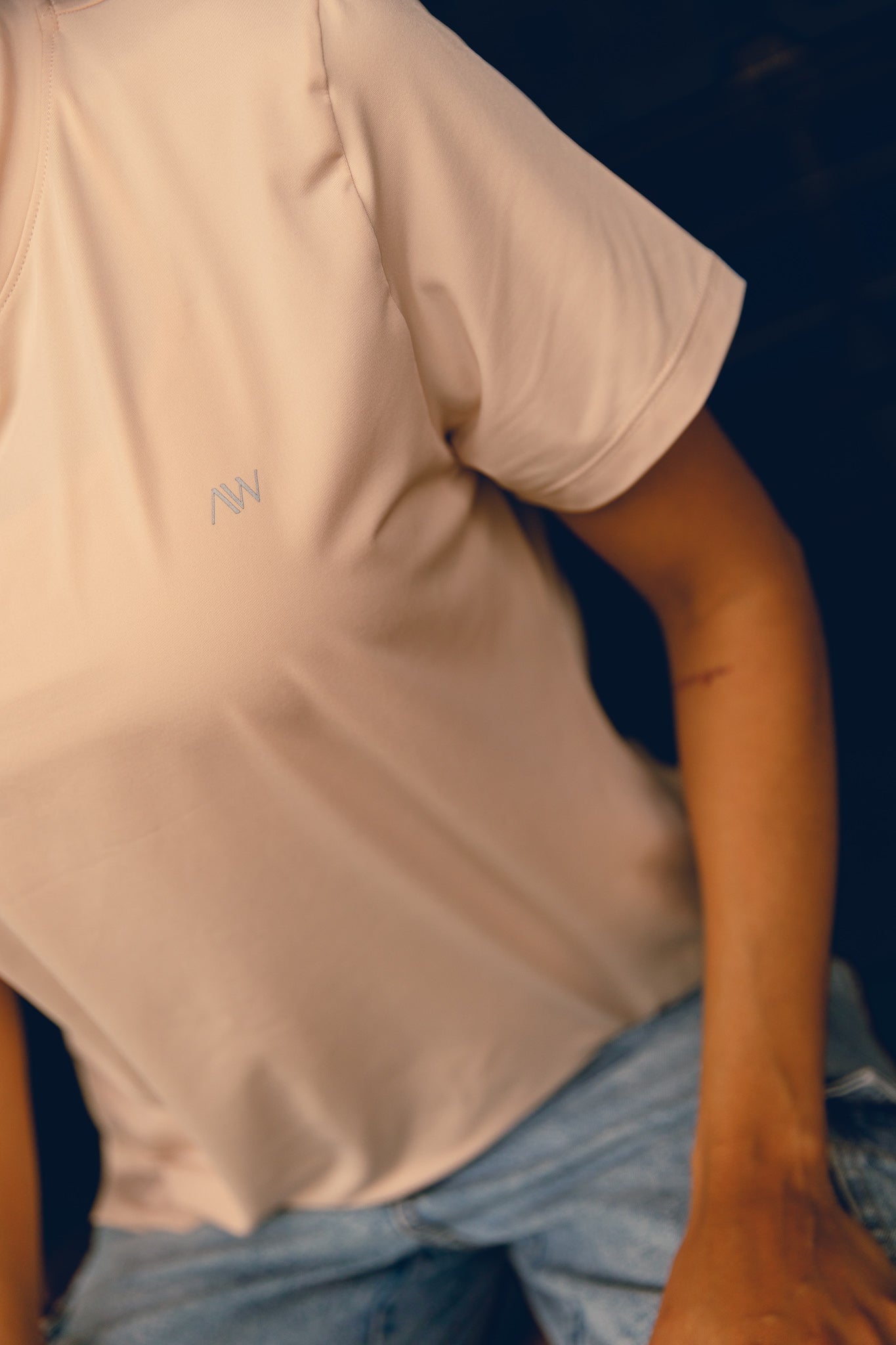 Performance Tee Macadamia