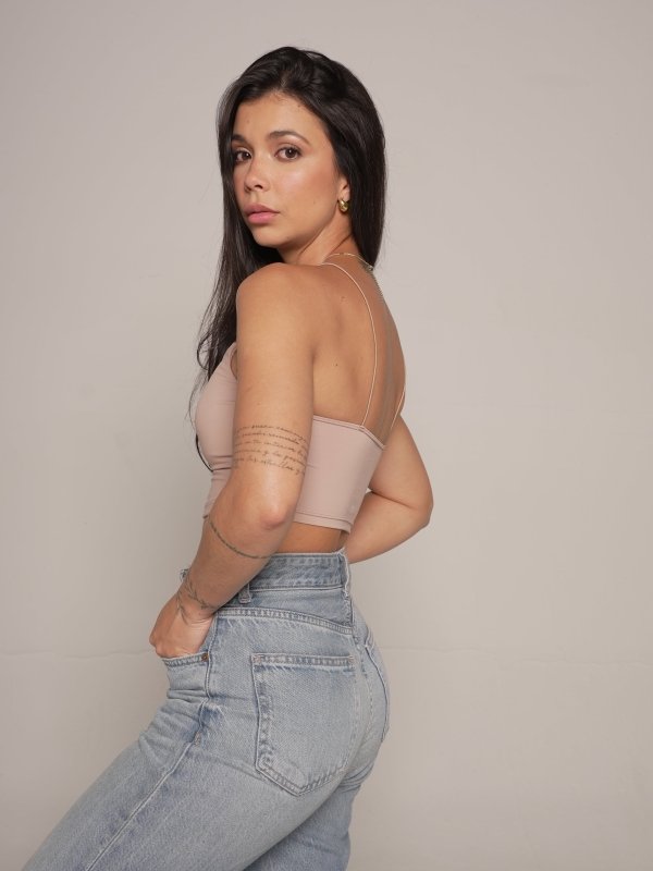 Crop Top Tirantes Almond - AW