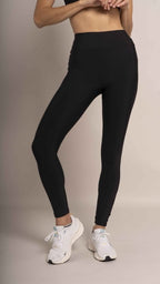 Essence Leggings Negro Smoke - AW