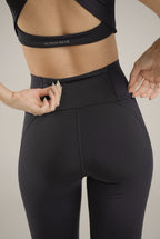Twist High waist leggings Negro - AW